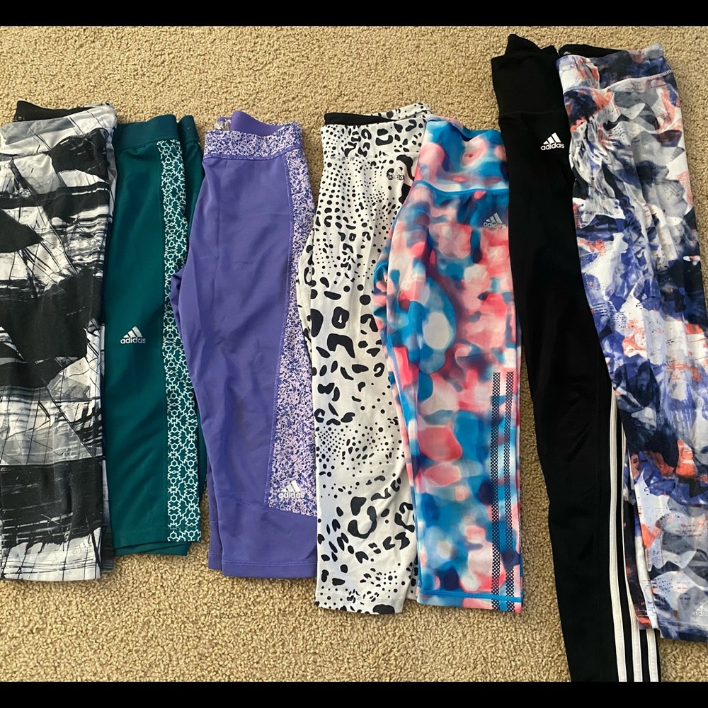 Adidas small capri leggings set